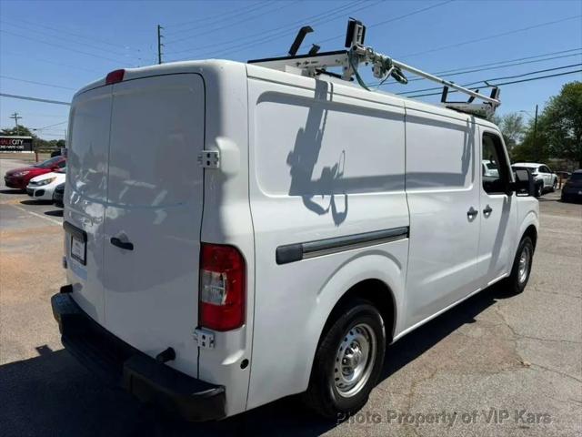2019 Nissan 1500 S V6