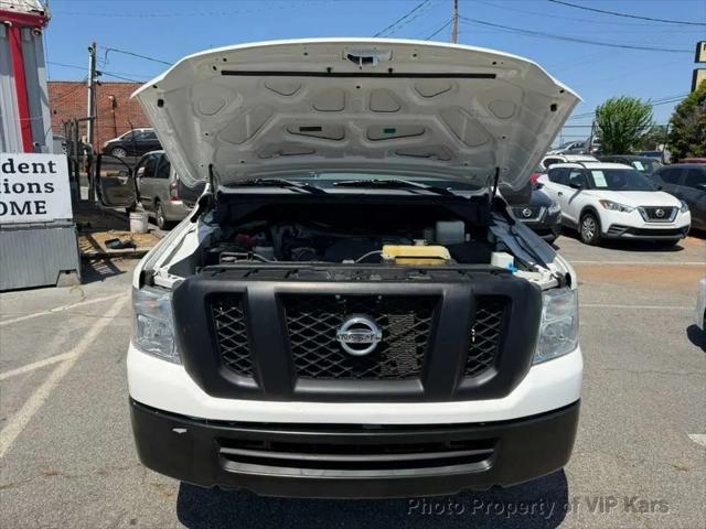 2019 Nissan 1500 S V6