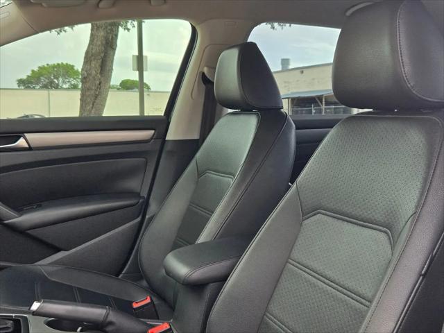 2014 Volkswagen Passat 1.8T SE
