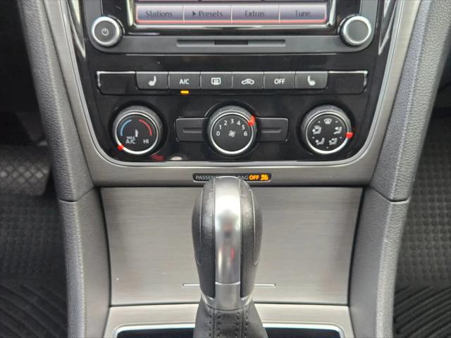 2014 Volkswagen Passat 1.8T SE