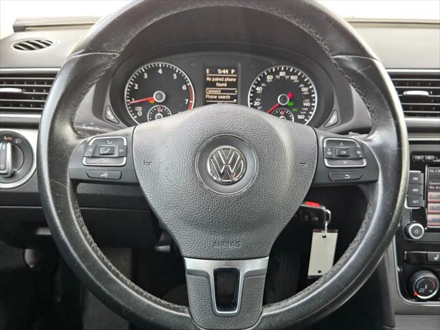 2014 Volkswagen Passat 1.8T SE