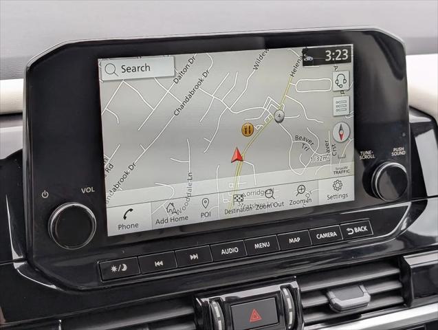 2025 Nissan Pathfinder SL FWD