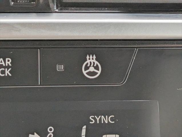 2025 Nissan Pathfinder SL FWD