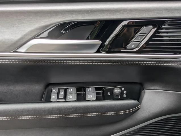 2025 Jeep Wagoneer Series III 4x4
