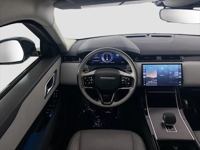 2025 Land Rover Range Rover Velar P400 Dynamic SE