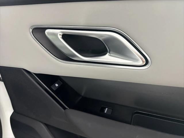 2025 Land Rover Range Rover Velar P400 Dynamic SE