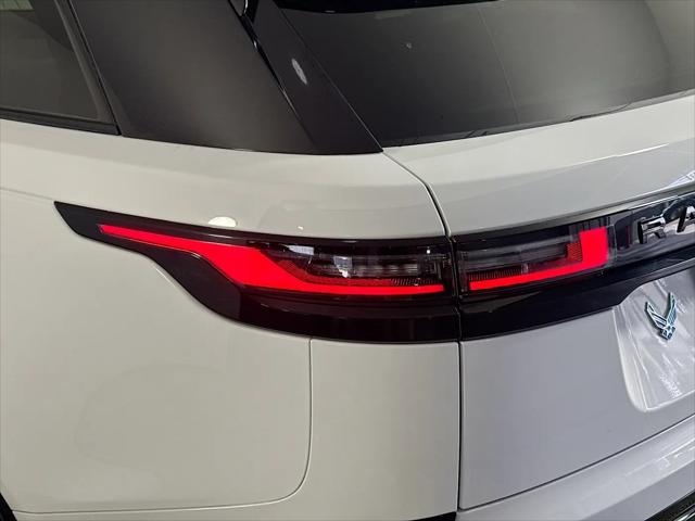 2025 Land Rover Range Rover Velar P400 Dynamic SE