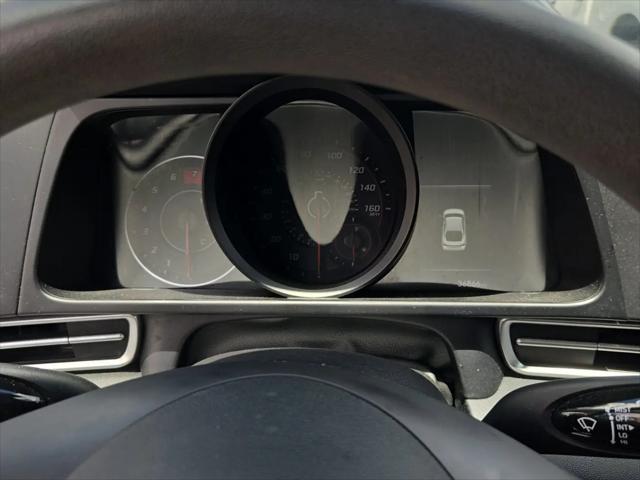 2022 Hyundai Elantra SE