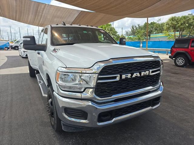 2024 Ram 3500 Tradesman Crew Cab 4x4 8' Box