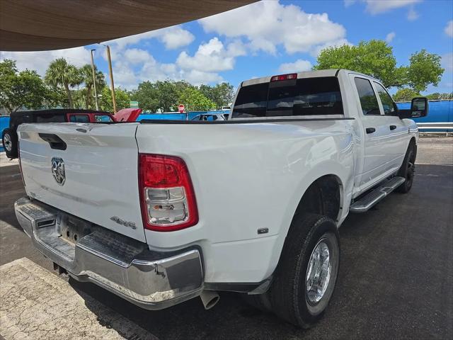 2024 Ram 3500 Tradesman Crew Cab 4x4 8' Box