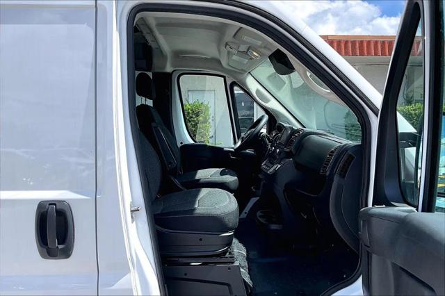2025 Ram ProMaster 2500 Cargo Van Tradesman High Roof 159" WB w/Pass Seat