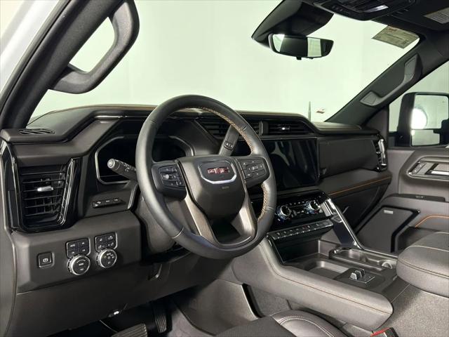 2024 GMC Sierra 2500HD 4WD Crew Cab Standard Bed AT4