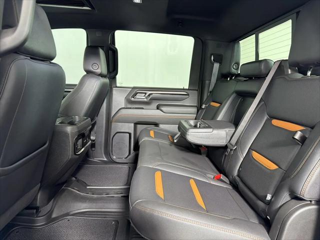 2024 GMC Sierra 2500HD 4WD Crew Cab Standard Bed AT4