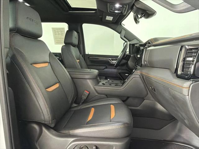 2024 GMC Sierra 2500HD 4WD Crew Cab Standard Bed AT4