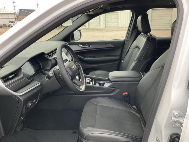 2025 Jeep Grand Cherokee Altitude X 4x4