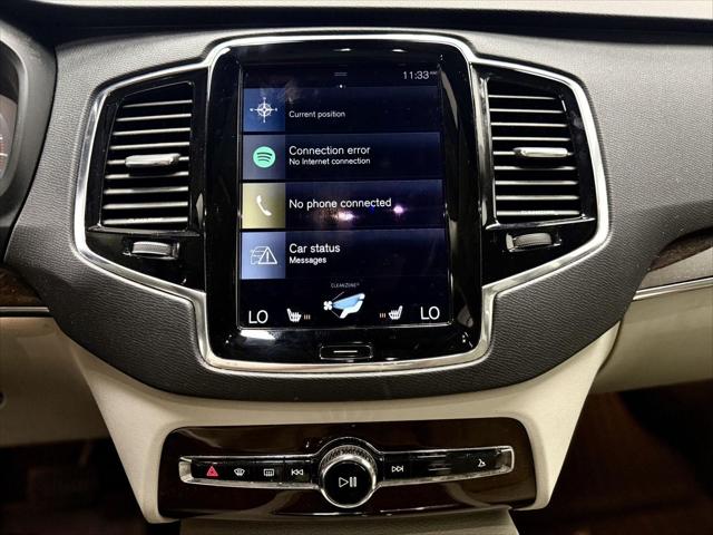 2016 Volvo XC90 T6 Momentum