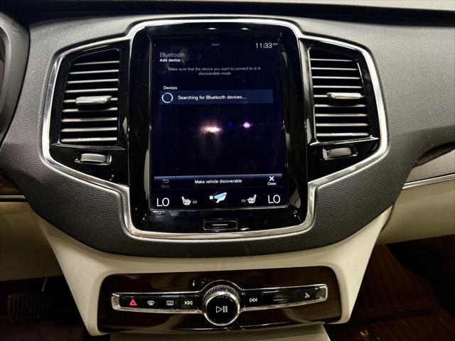 2016 Volvo XC90 T6 Momentum