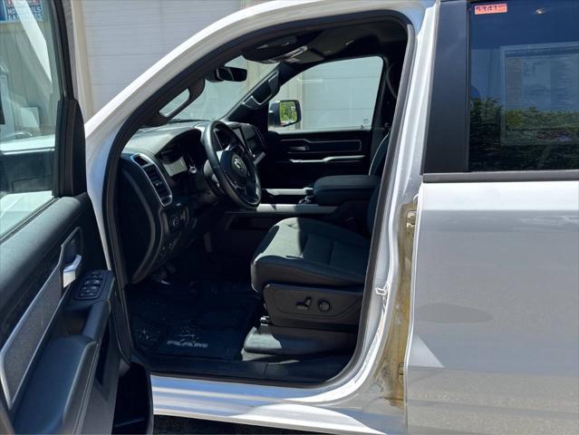 2023 Ram 1500 Big Horn 4x4 4dr Crew Cab 5.6 ft. SB Pickup