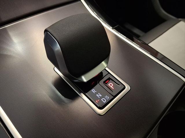 2026 Land Rover Range Rover Velar Belgravia Edition