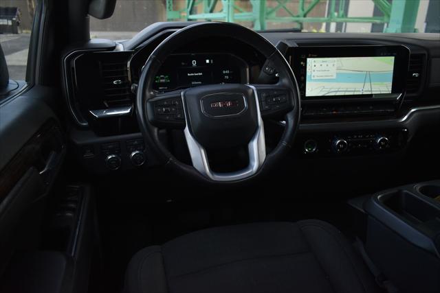2022 GMC Sierra 1500 4WD Crew Cab Short Box Elevation
