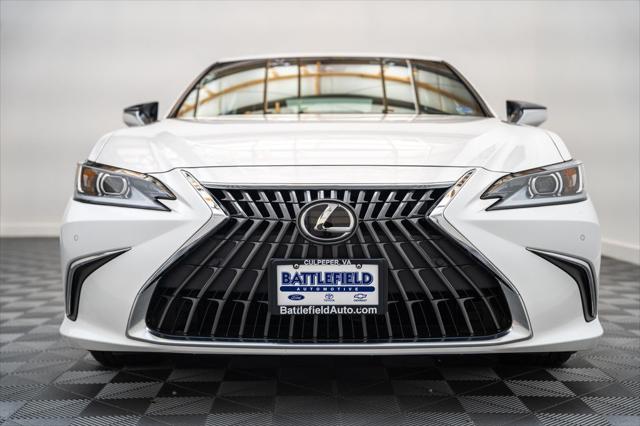 2023 Lexus ES 300h 300h