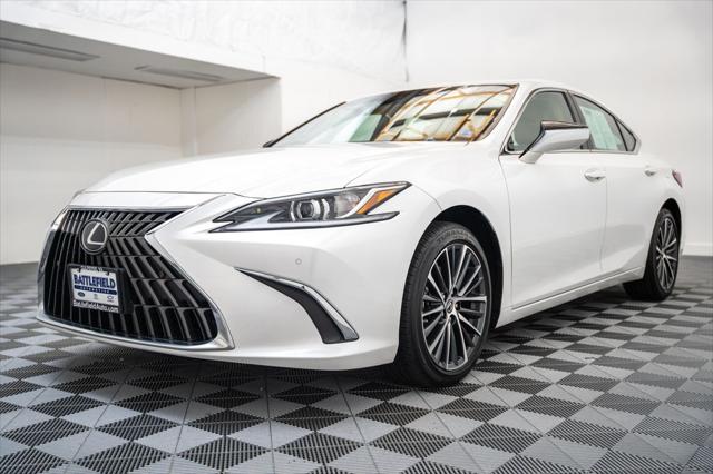 2023 Lexus ES 300h 300h