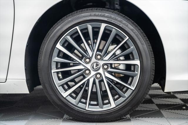 2023 Lexus ES 300h 300h