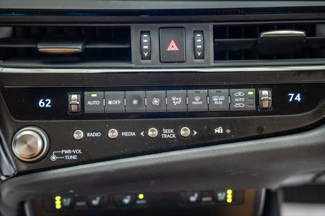 2023 Lexus ES 300h 300h