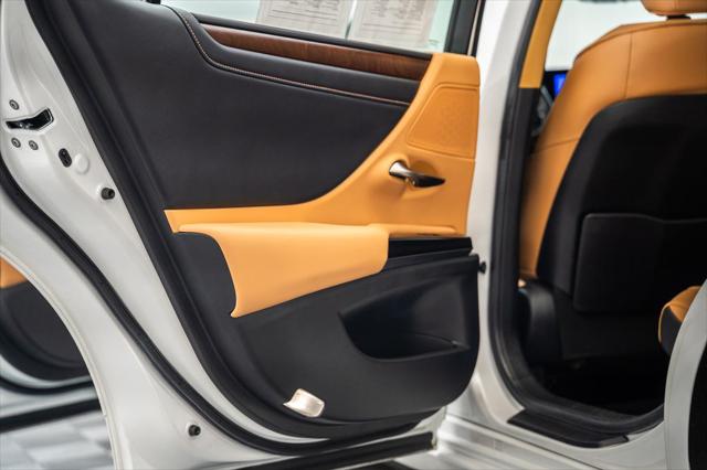2023 Lexus ES 300h 300h