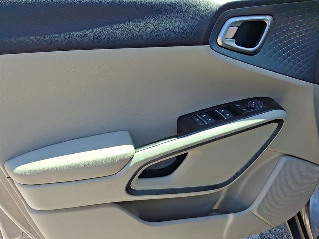 2023 Kia Soul EX