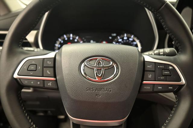 2025 Toyota Highlander XLE