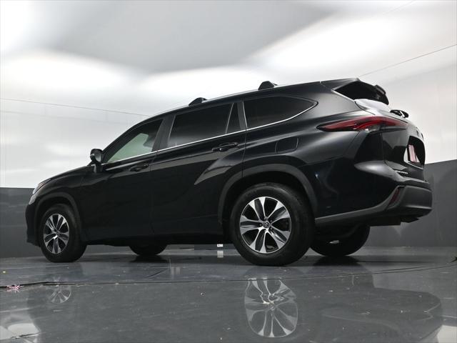 2025 Toyota Highlander XLE