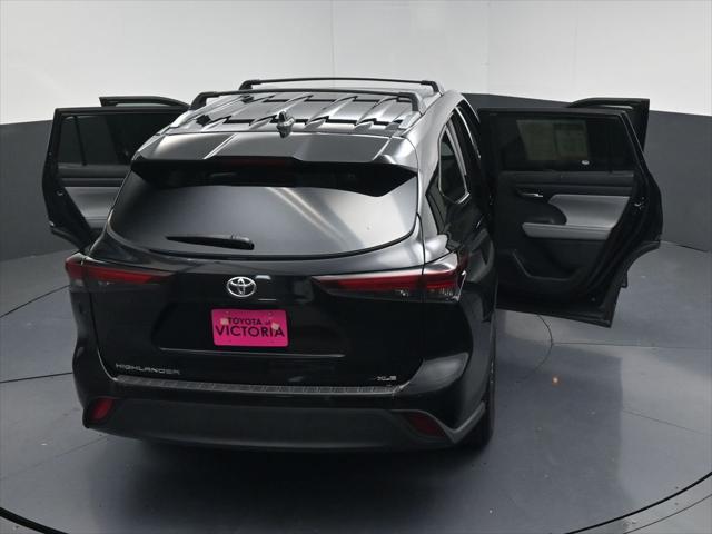 2025 Toyota Highlander XLE