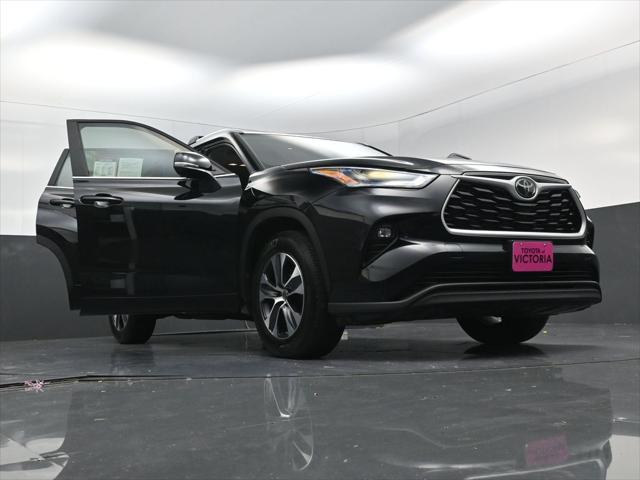 2025 Toyota Highlander XLE
