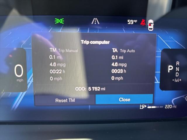 2026 Volvo XC40 Black Edition Ultra, B5 AWD Gas (mild hybrid)