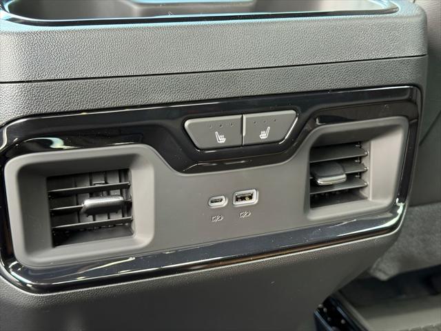 2026 GMC Sierra 2500HD Crew Cab, Standard Bed, AT4, 4WD