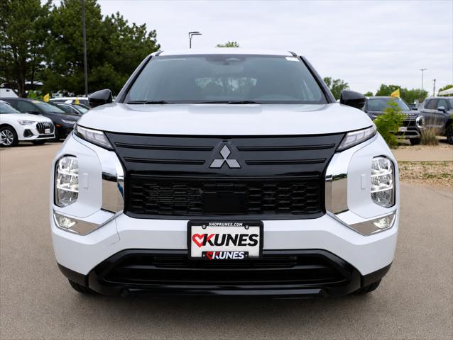 2026 Mitsubishi Outlander LE 1.5T S-AWC