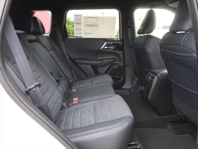 2026 Mitsubishi Outlander LE 1.5T S-AWC