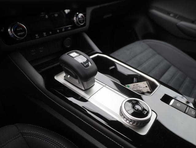 2026 Mitsubishi Outlander LE 1.5T S-AWC