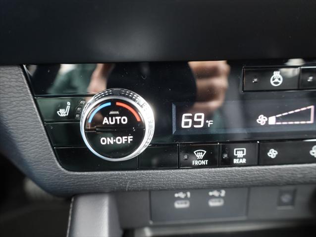 2026 Mitsubishi Outlander LE 1.5T S-AWC