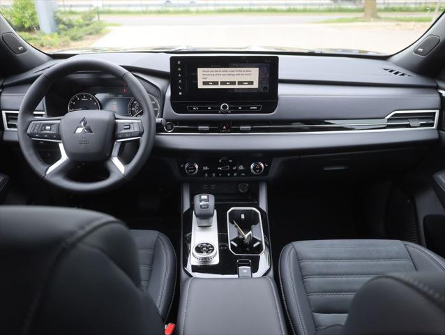2026 Mitsubishi Outlander LE 1.5T S-AWC