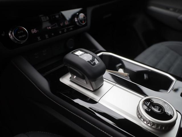 2026 Mitsubishi Outlander LE 1.5T S-AWC