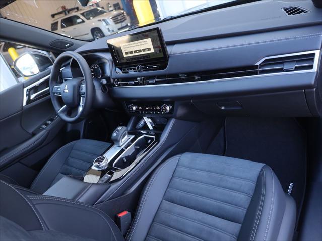 2026 Mitsubishi Outlander LE 1.5T S-AWC