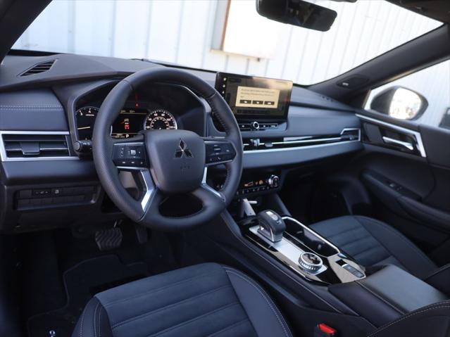 2026 Mitsubishi Outlander LE 1.5T S-AWC