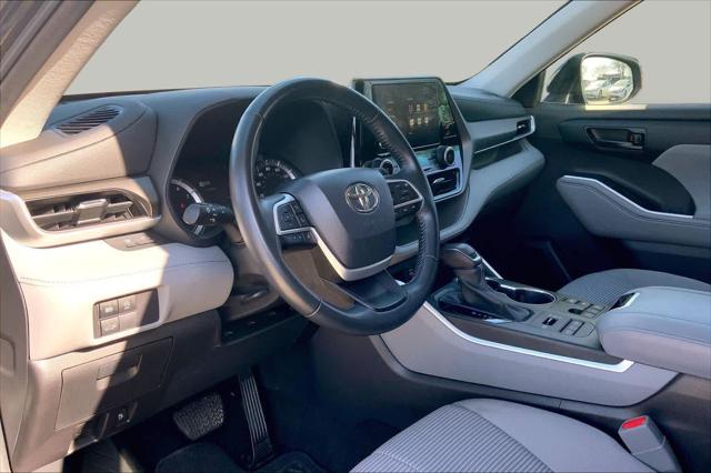 2023 Toyota Highlander LE