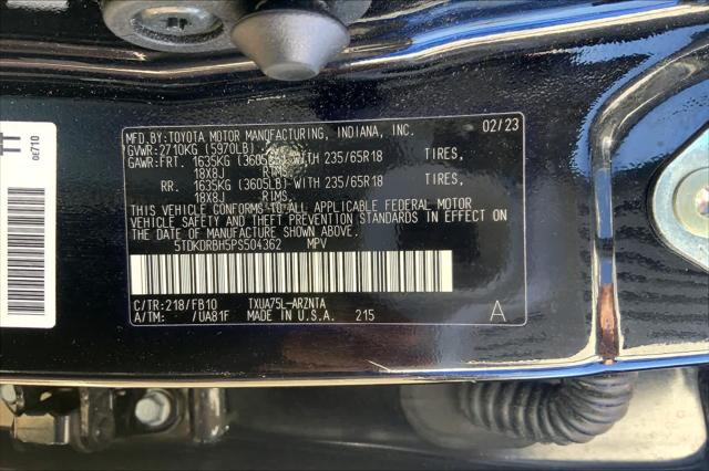 2023 Toyota Highlander LE