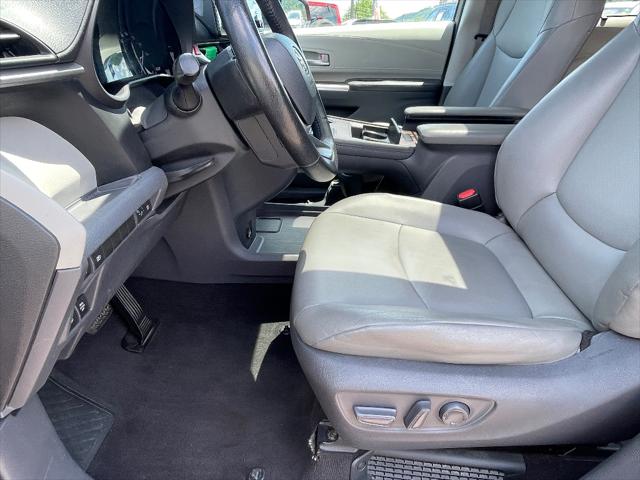 2021 Toyota Sienna XLE