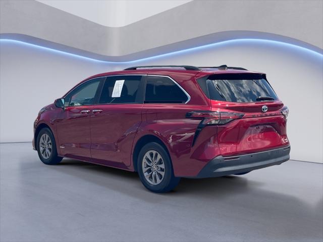 2021 Toyota Sienna XLE