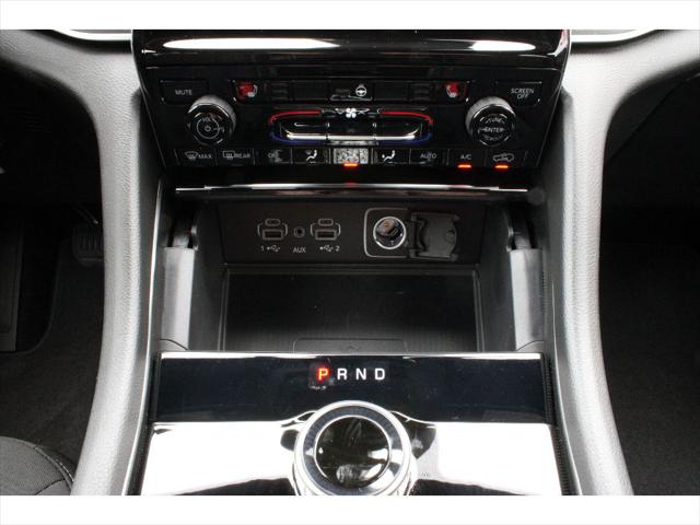 2026 Jeep Grand Cherokee L Altitude 4x2
