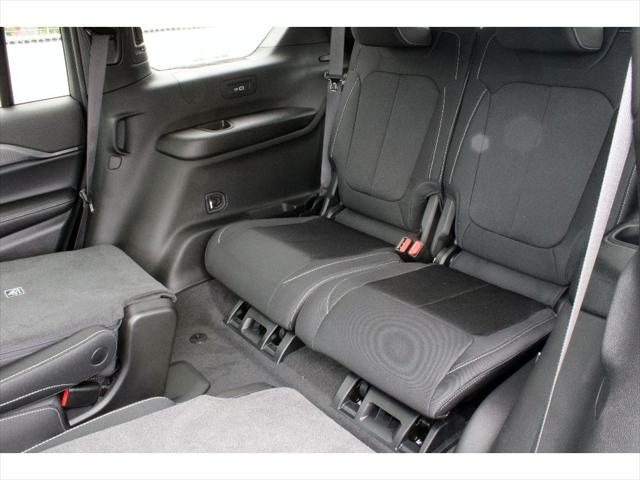 2026 Jeep Grand Cherokee L Altitude 4x2